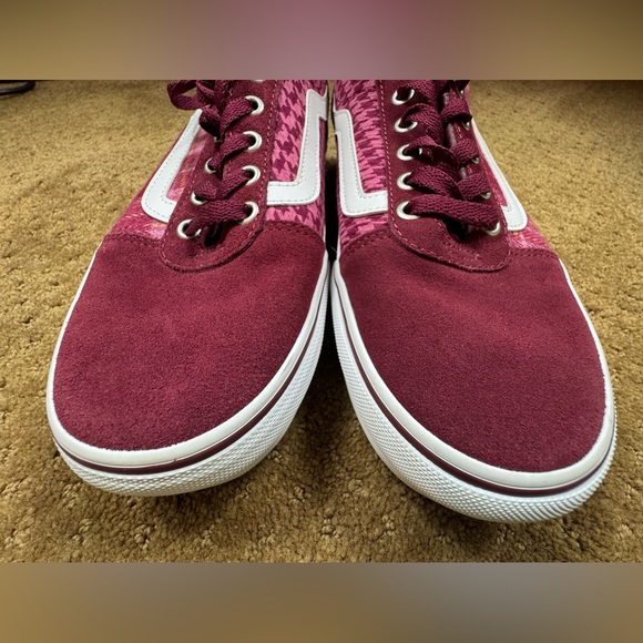 Women “Vans” Ward platform shoes - Picture 3 of 10